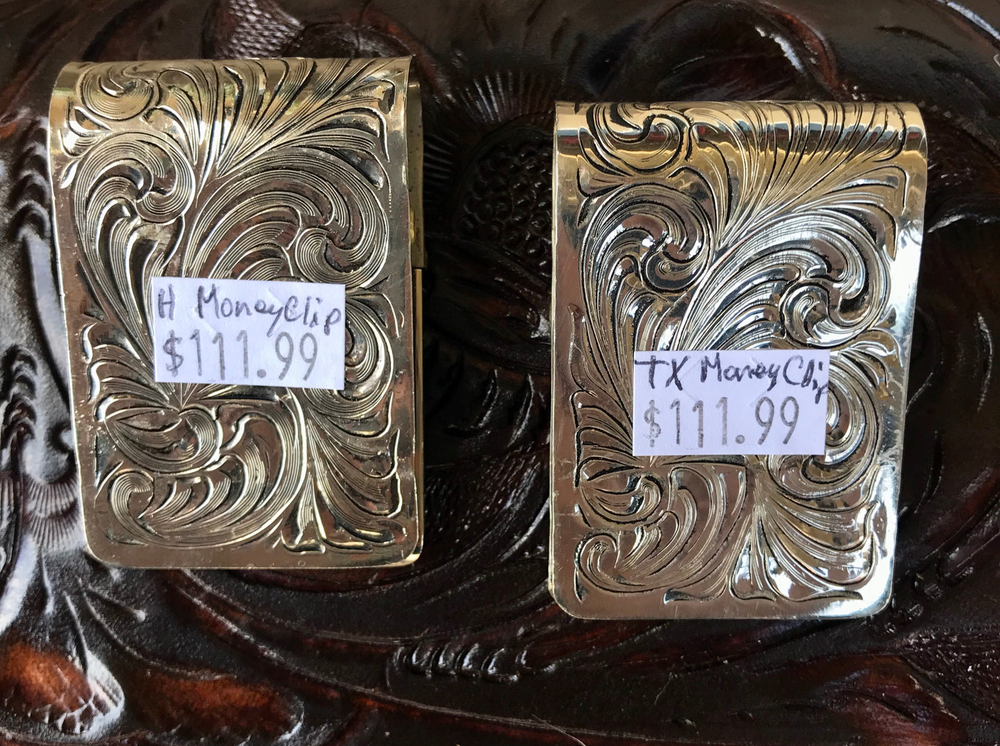 The H Large Money Clip - Ny Texas Style Boutique Handmade silver plate with engraving on both sides, hinged in the middle with gold plate figure. Size: 2 inches by 1 ½ inches. Houston Rodeo Money Clip, Cowboy Gifts for Him, Houston Livestock Show and Rodeo, Christmas gifts for him, Cowboy Money Clips, Western Theme Gifts, Cowboy Accessories, Western Men Money Clips