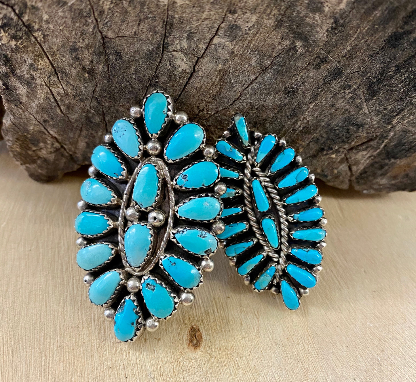 Authentic handmade turquoise sterling silver unique cluster ring. Stamped sterling and signed EJW by artist silversmith on back. This size 9 ring is stunning and unique, the color variation throughout this piece is especially beautiful. Native American Turquoise Ring, Western Turquoise Rings, Western Jewelry, NFR Style