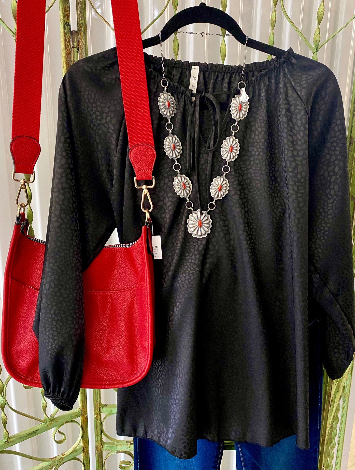 The Harlingen Red Purse