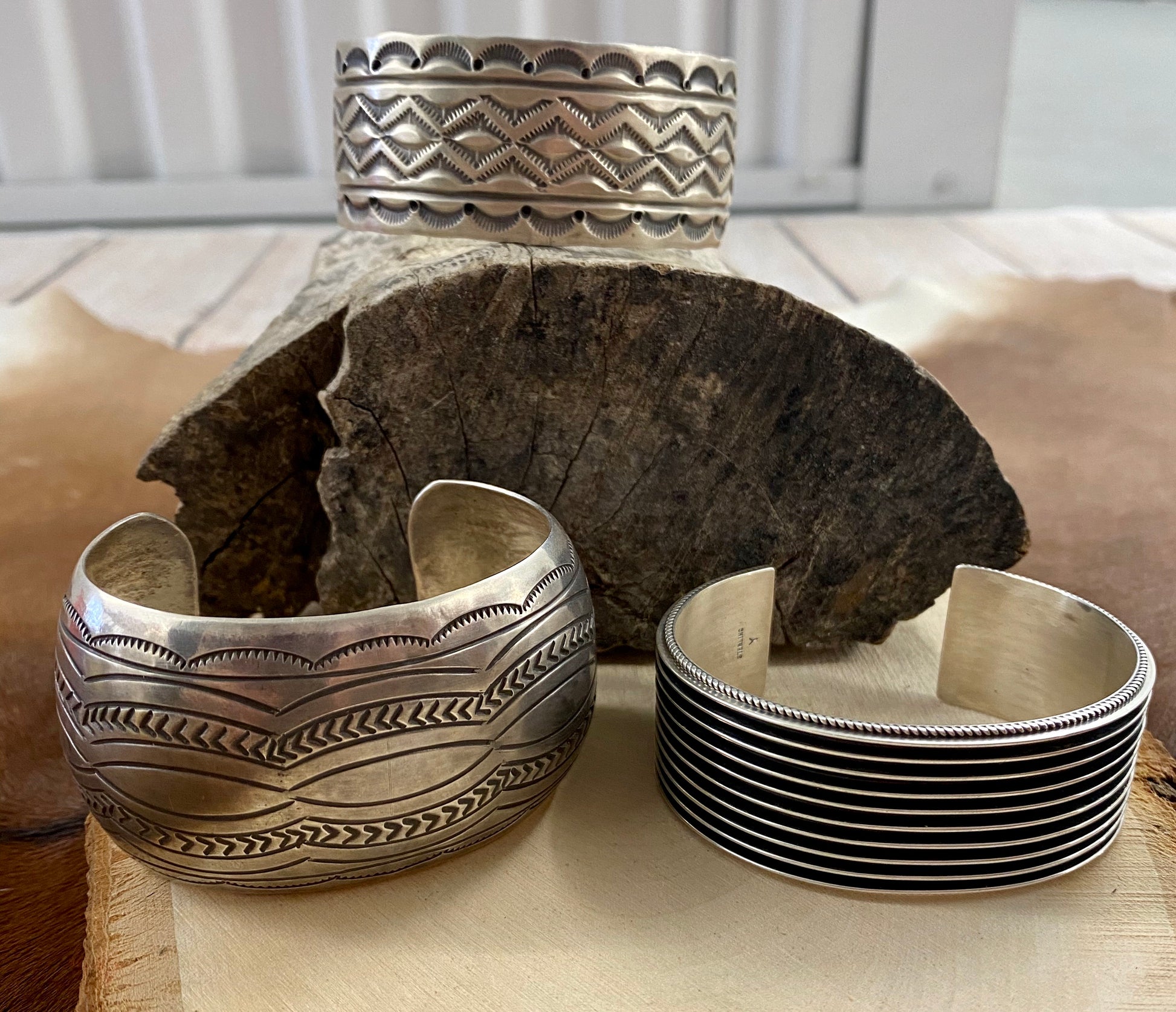 The Silver Y Indented Cuff - Ny Texas Style Boutique