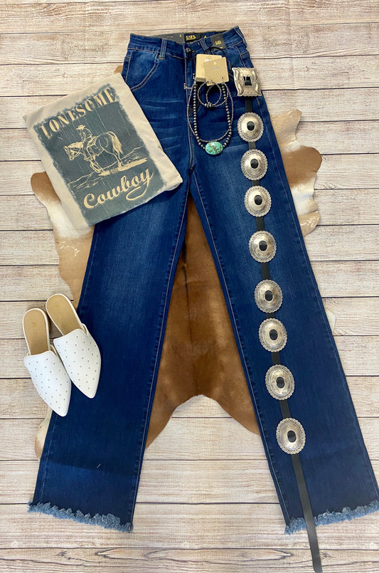 The Dutton Straight Leg Jeans - NY Texas Style Boutique