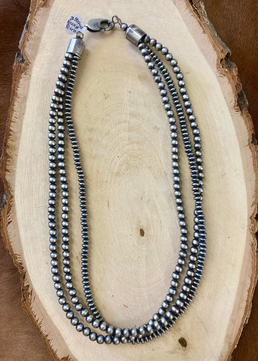 The Madeline Navajo Pearl Necklace
