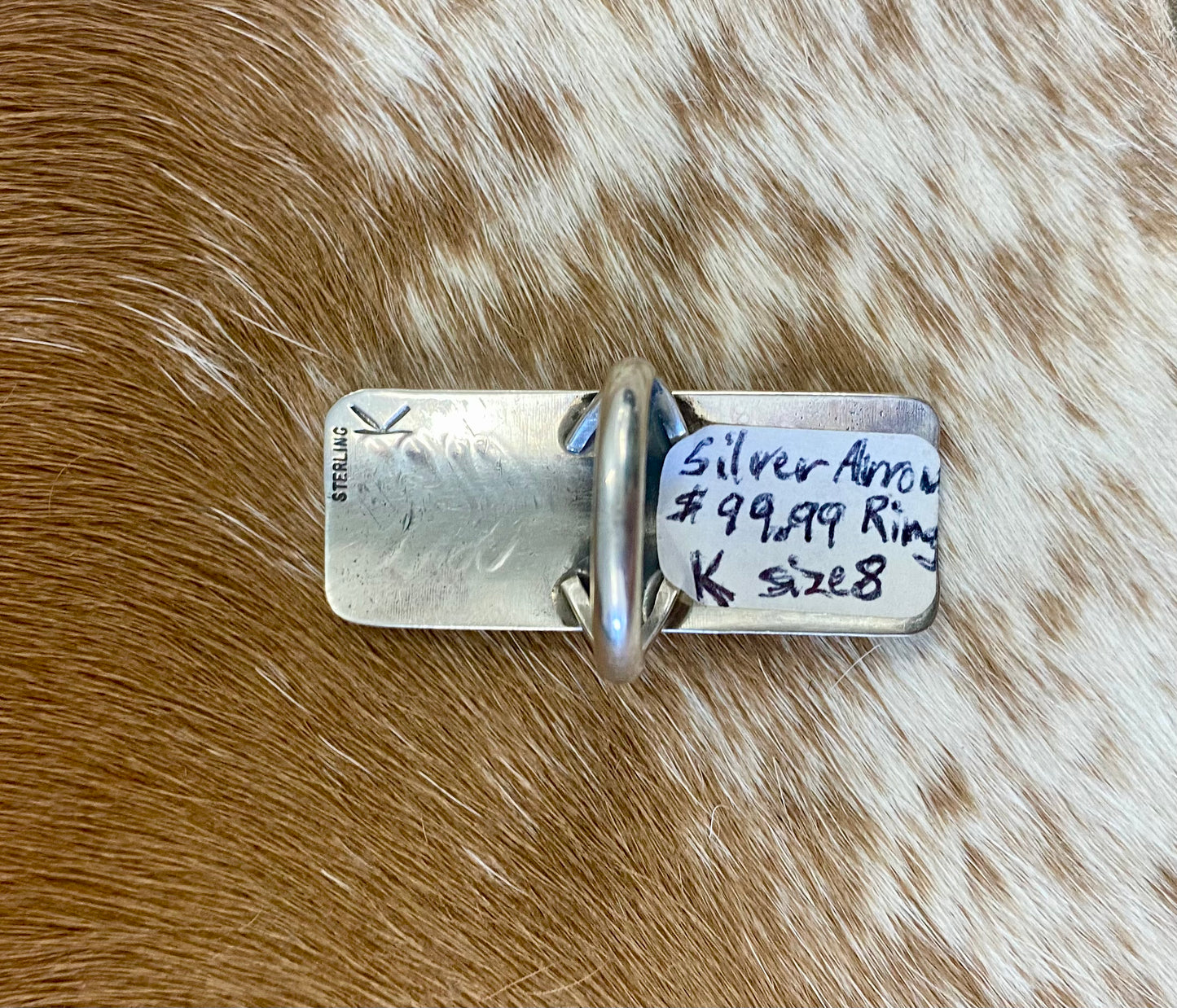 Long beautiful arrow design sterling silver statement ring. Stamped sterling and signed “K” by artist silversmith. Stunning size 8 unique piece. The perfect piece to wear on your index, middle, or ring finger!   Size: 1.75" Inch length   Signed: YES "K"