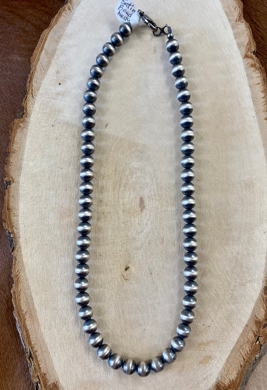 8mm 18" Navajo Pearl Necklace