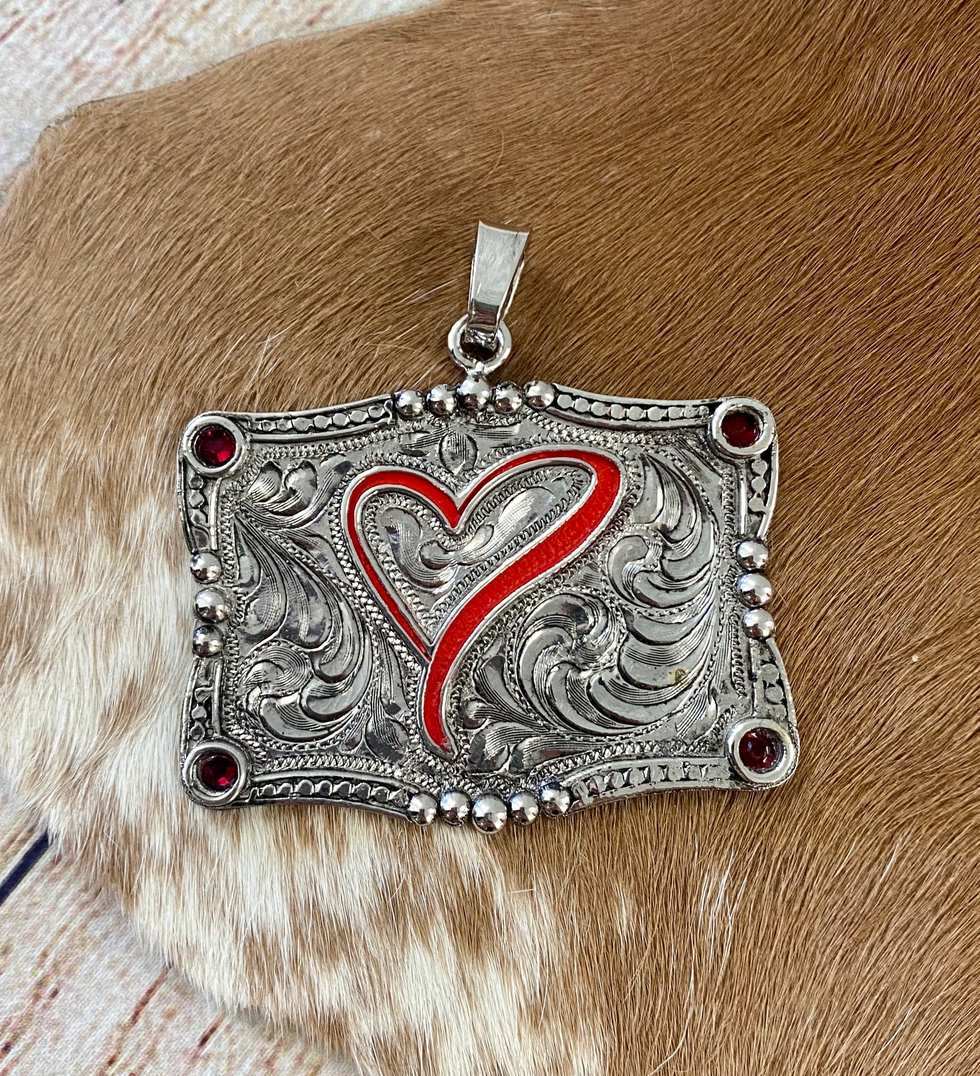 The Heart Pendant - Ny Texas Style Boutique 