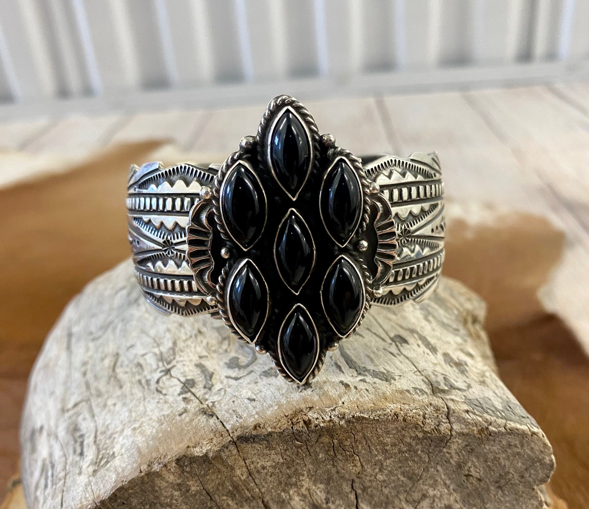 Black onyx best sale cuff bracelet