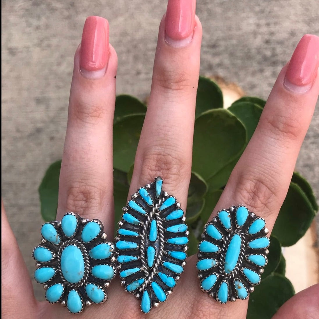 Size 9 Sterling Silver Native Made Turquoise Cluster Ring Signed BB Beautiful size 9 sterling silver native made turquoise cluster ring signed BB on the back by artist and silversmith. The perfect turquoise ring to wear daily or as a statement piece in your jewelry collection! Cluster rings are so beautiful, it's no surprise they're popular!  Size: 1.25” Inch length   Signed: YES "BB"  Stone: Turquoise 